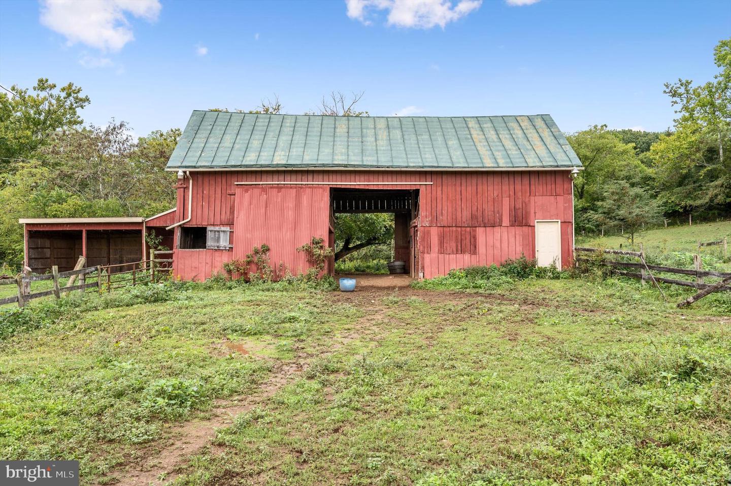 874 CARPERS VALLEY RD, WINCHESTER, Virginia 22602, 4 Bedrooms Bedrooms, ,2 BathroomsBathrooms,Residential,For sale,874 CARPERS VALLEY RD,VAFV2021744 MLS # VAFV2021744