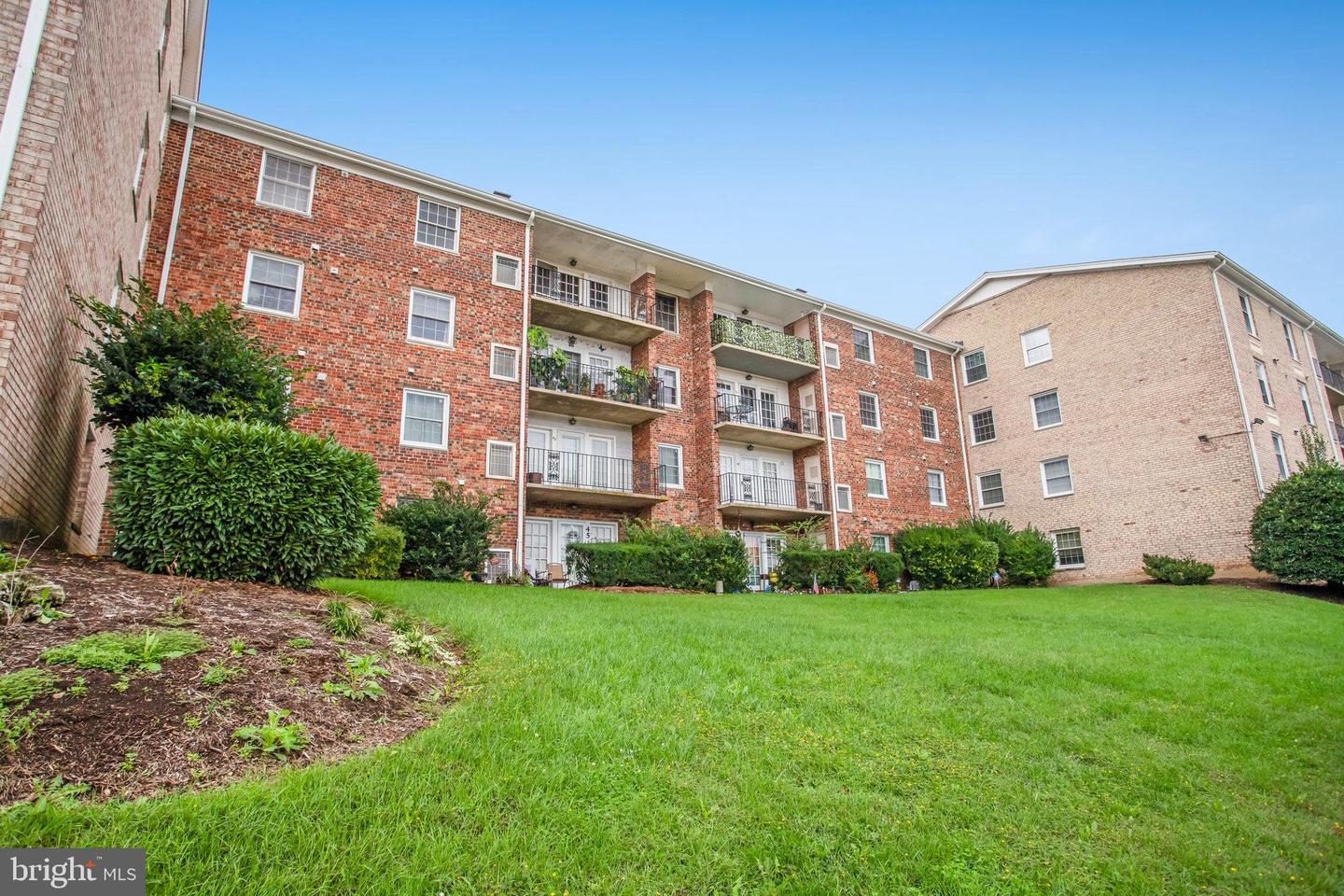 12707 GORDON BLVD #52, WOODBRIDGE, Virginia 22192, 3 Bedrooms Bedrooms, ,2 BathroomsBathrooms,Residential,For sale,12707 GORDON BLVD #52,VAPW2080176 MLS # VAPW2080176