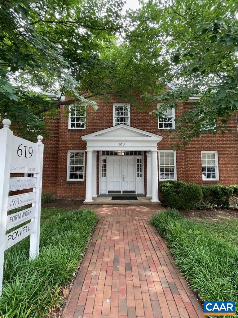 619 E HIGH ST, CHARLOTTESVILLE, Virginia 22902, 2 Bedrooms Bedrooms, ,2 BathroomsBathrooms,Residential,For sale,619 E HIGH ST,657241 MLS # 657241