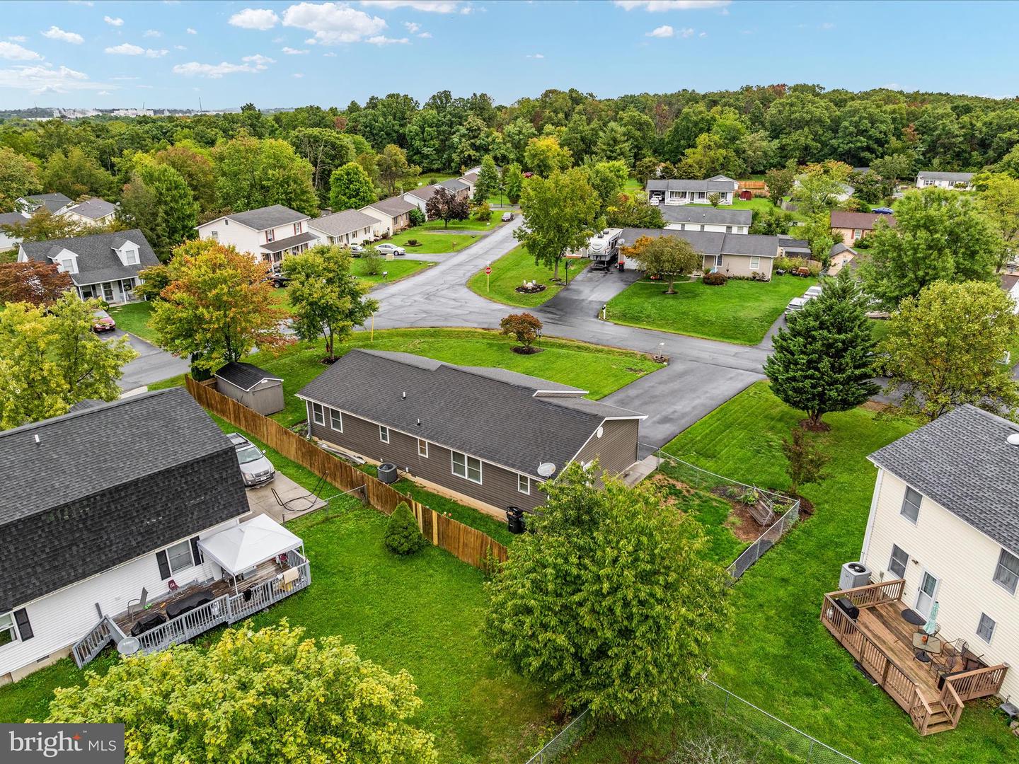 119 GOLDEN POND CIR, STEPHENS CITY, Virginia 22655, 3 Bedrooms Bedrooms, ,2 BathroomsBathrooms,Residential,For sale,119 GOLDEN POND CIR,VAFV2021964 MLS # VAFV2021964