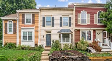 6614 MEDINAH LN, ALEXANDRIA, Virginia 22312, 2 Bedrooms Bedrooms, ,3 BathroomsBathrooms,Residential,For sale,6614 MEDINAH LN,VAFX2203718 MLS # VAFX2203718