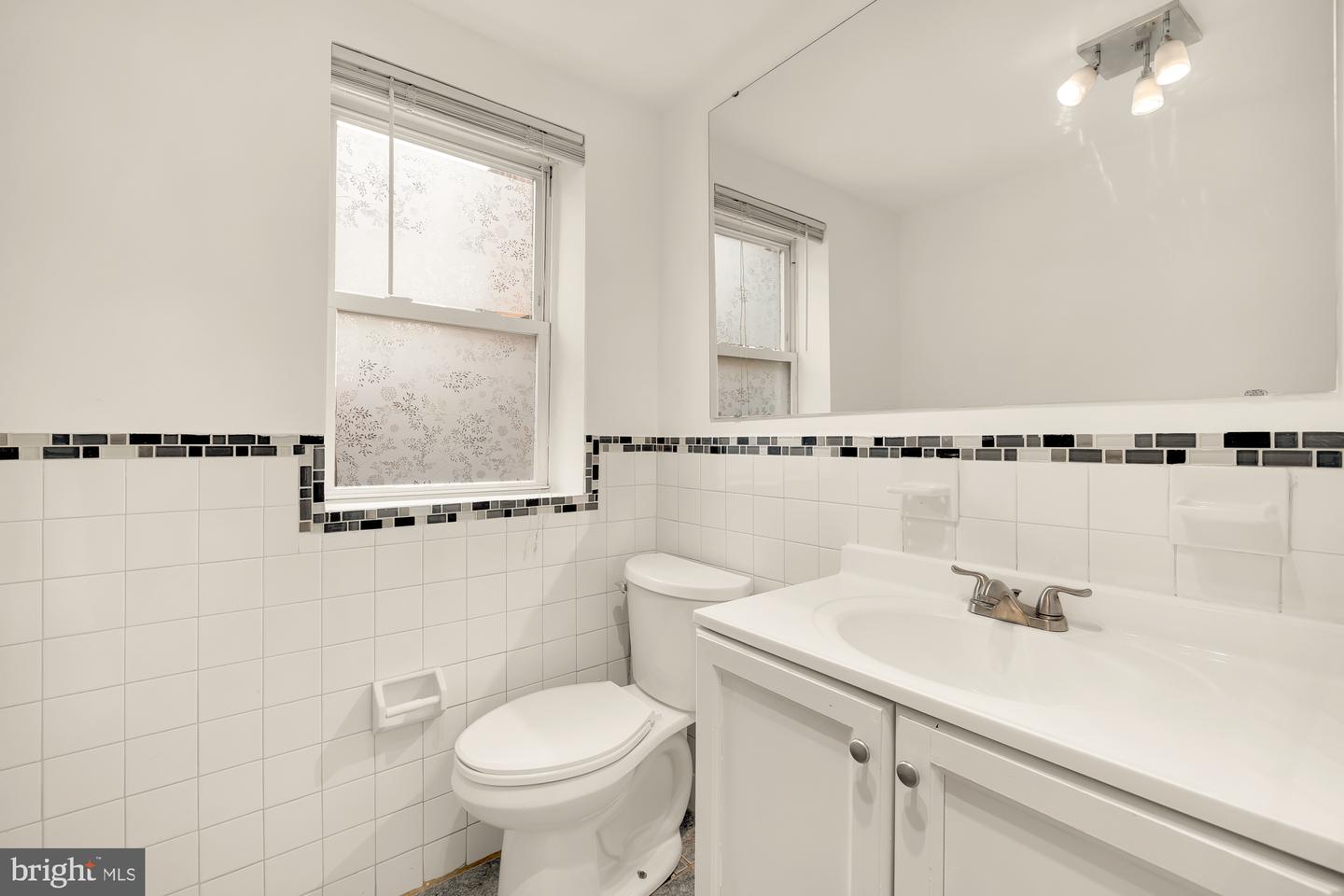 1149 ABBEY PL NE, WASHINGTON, District Of Columbia 20002, 4 Bedrooms Bedrooms, ,3 BathroomsBathrooms,Residential,For sale,1149 ABBEY PL NE,DCDC2161376 MLS # DCDC2161376