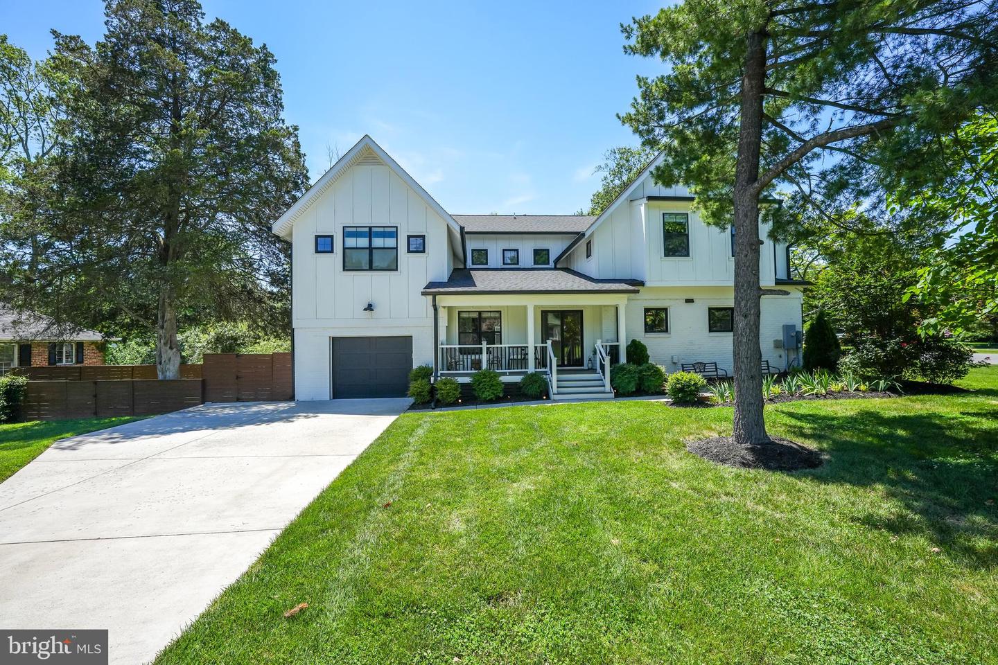 1501 SHENANDOAH RD, ALEXANDRIA, Virginia 22308, 6 Bedrooms Bedrooms, ,4 BathroomsBathrooms,Residential,For sale,1501 SHENANDOAH RD,VAFX2203882 MLS # VAFX2203882