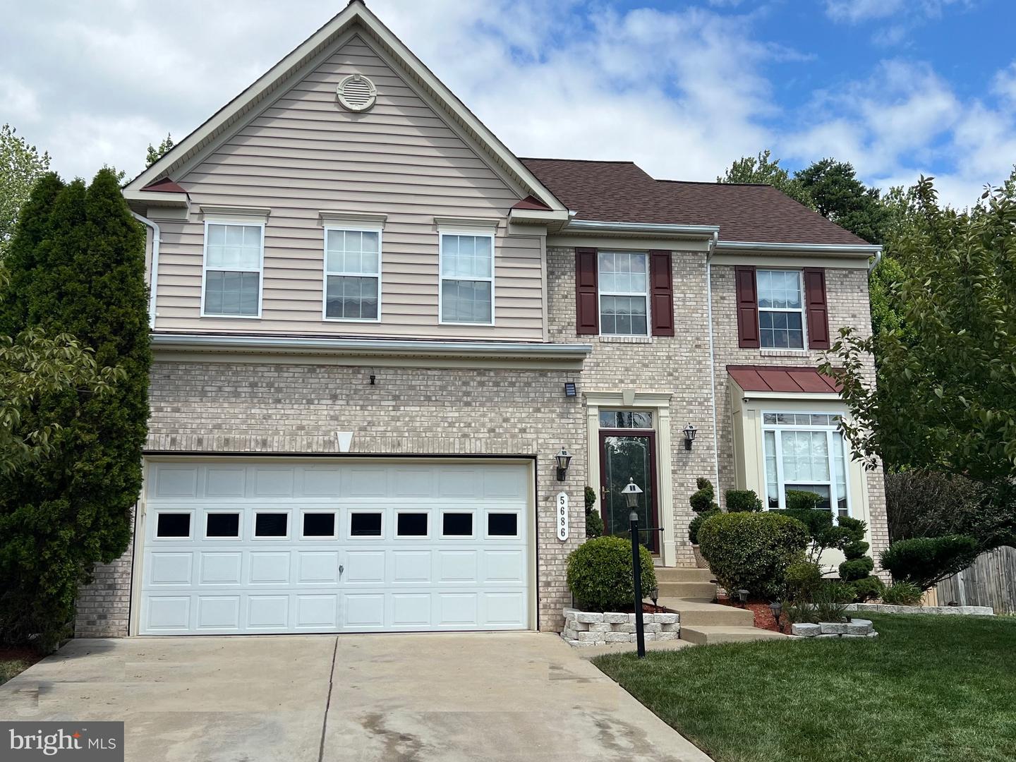 5686 NORTHTON CT, WOODBRIDGE, Virginia 22193, 4 Bedrooms Bedrooms, ,3 BathroomsBathrooms,Residential,For sale,5686 NORTHTON CT,VAPW2080480 MLS # VAPW2080480