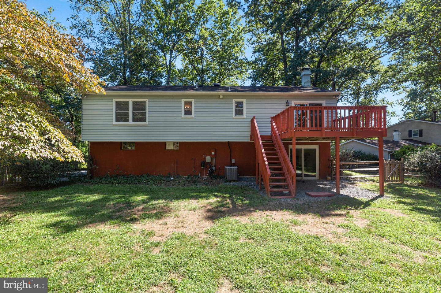 10806 WINTER CORN LN, RESTON, Virginia 20191, 3 Bedrooms Bedrooms, ,2 BathroomsBathrooms,Residential,For sale,10806 WINTER CORN LN,VAFX2196052 MLS # VAFX2196052