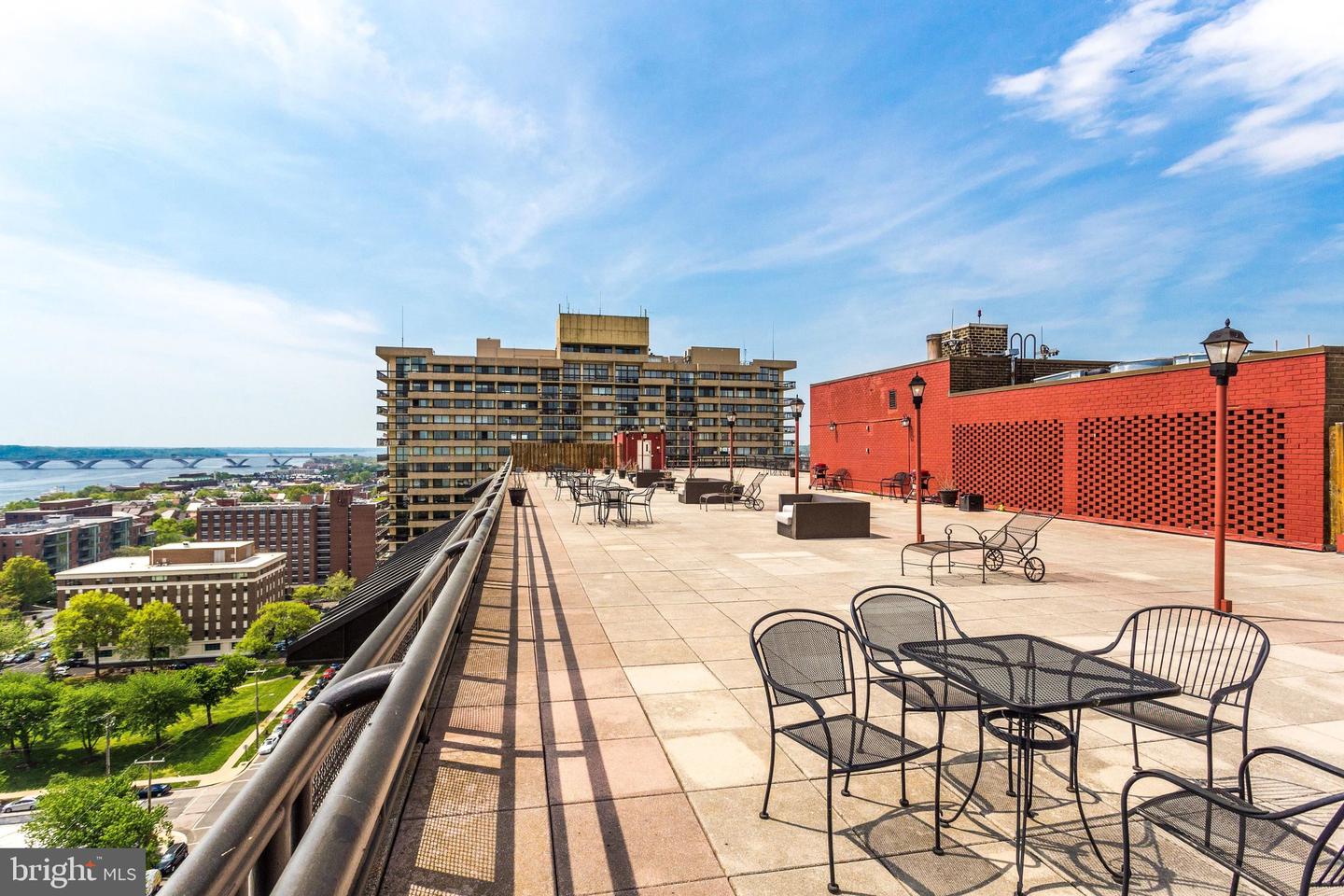 801 N PITT ST #416, ALEXANDRIA, Virginia 22314, ,1 BathroomBathrooms,Residential,For sale,801 N PITT ST #416,VAAX2037096 MLS # VAAX2037096