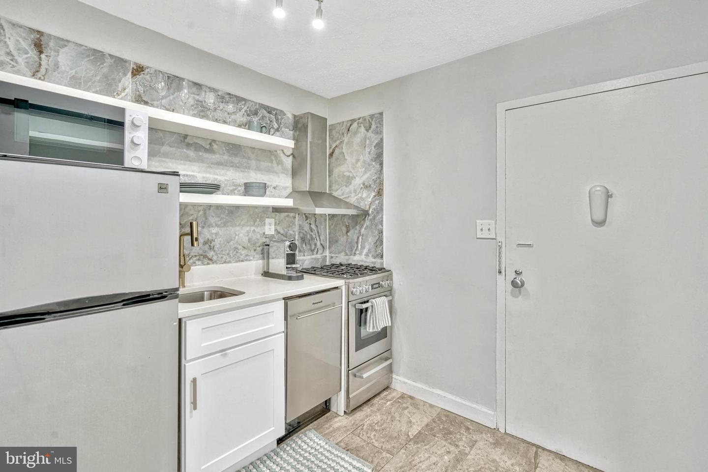 801 N PITT ST #416, ALEXANDRIA, Virginia 22314, ,1 BathroomBathrooms,Residential,For sale,801 N PITT ST #416,VAAX2037096 MLS # VAAX2037096