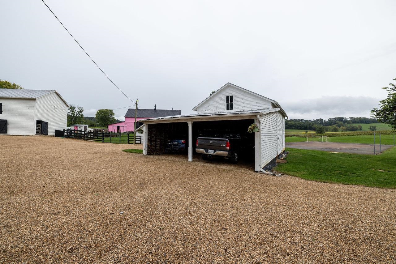 3214 OLD FURNACE RD, ROCKINGHAM, Virginia 22802, 4 Bedrooms Bedrooms, ,2 BathroomsBathrooms,Residential,Pink Poppy Farm formerly Earman's Old Country Hams,3214 OLD FURNACE RD,657281 MLS # 657281