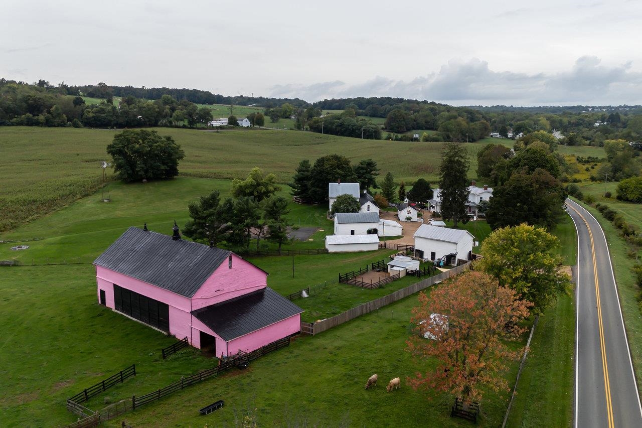 3214 OLD FURNACE RD, ROCKINGHAM, Virginia 22802, 4 Bedrooms Bedrooms, ,2 BathroomsBathrooms,Residential,Pink Poppy Farm formerly Earman's Old Country Hams,3214 OLD FURNACE RD,657281 MLS # 657281