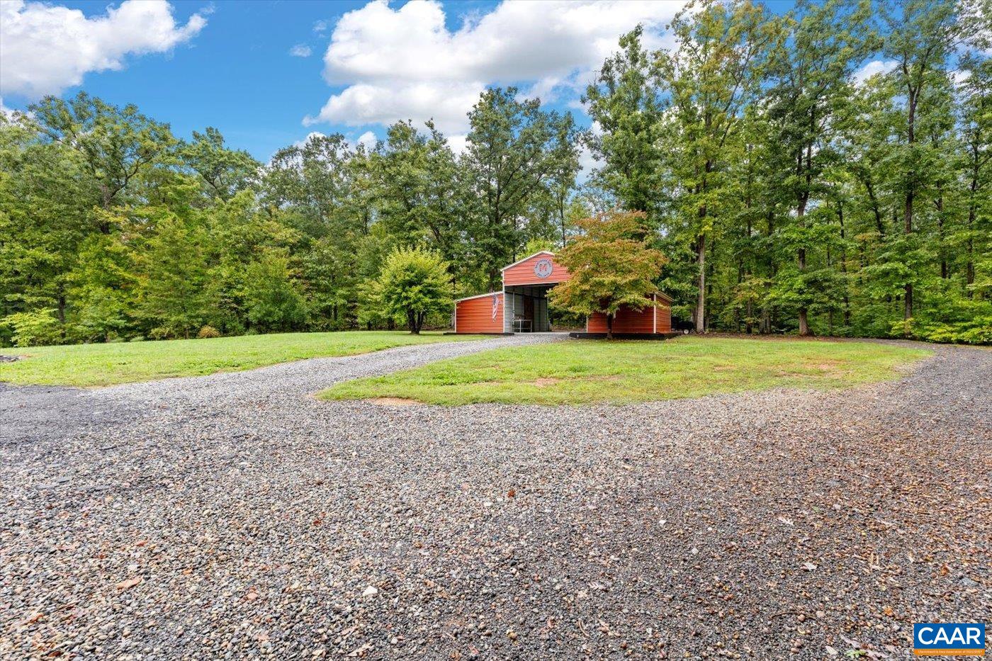 5105 DEEP CREEK RD, KENTS STORE, Virginia 23084, 4 Bedrooms Bedrooms, ,3 BathroomsBathrooms,Residential,5105 DEEP CREEK RD,657285 MLS # 657285