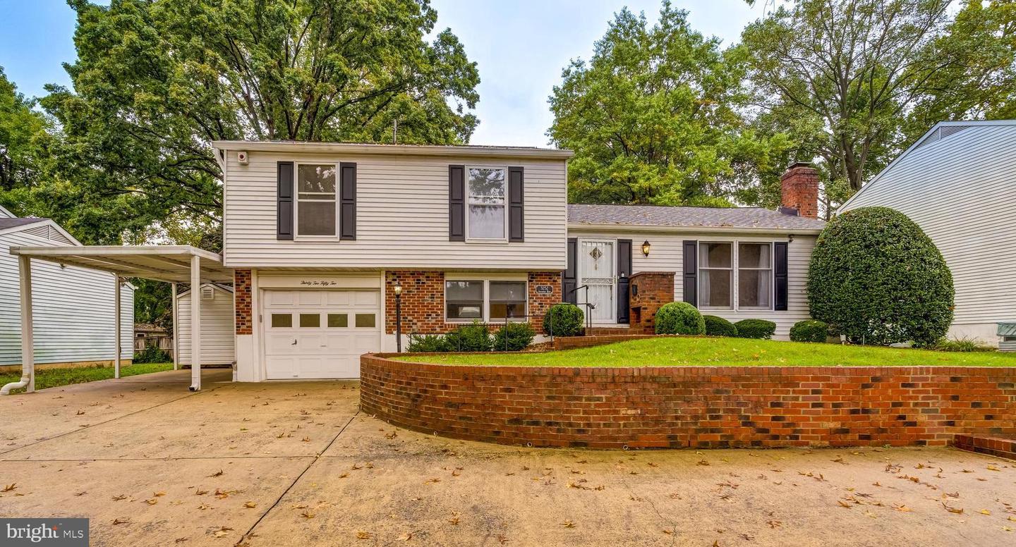 3252 ANNANDALE RD, FALLS CHURCH, Virginia 22042, 3 Bedrooms Bedrooms, 9 Rooms Rooms,3 BathroomsBathrooms,Residential,For sale,3252 ANNANDALE RD,VAFX2199816 MLS # VAFX2199816