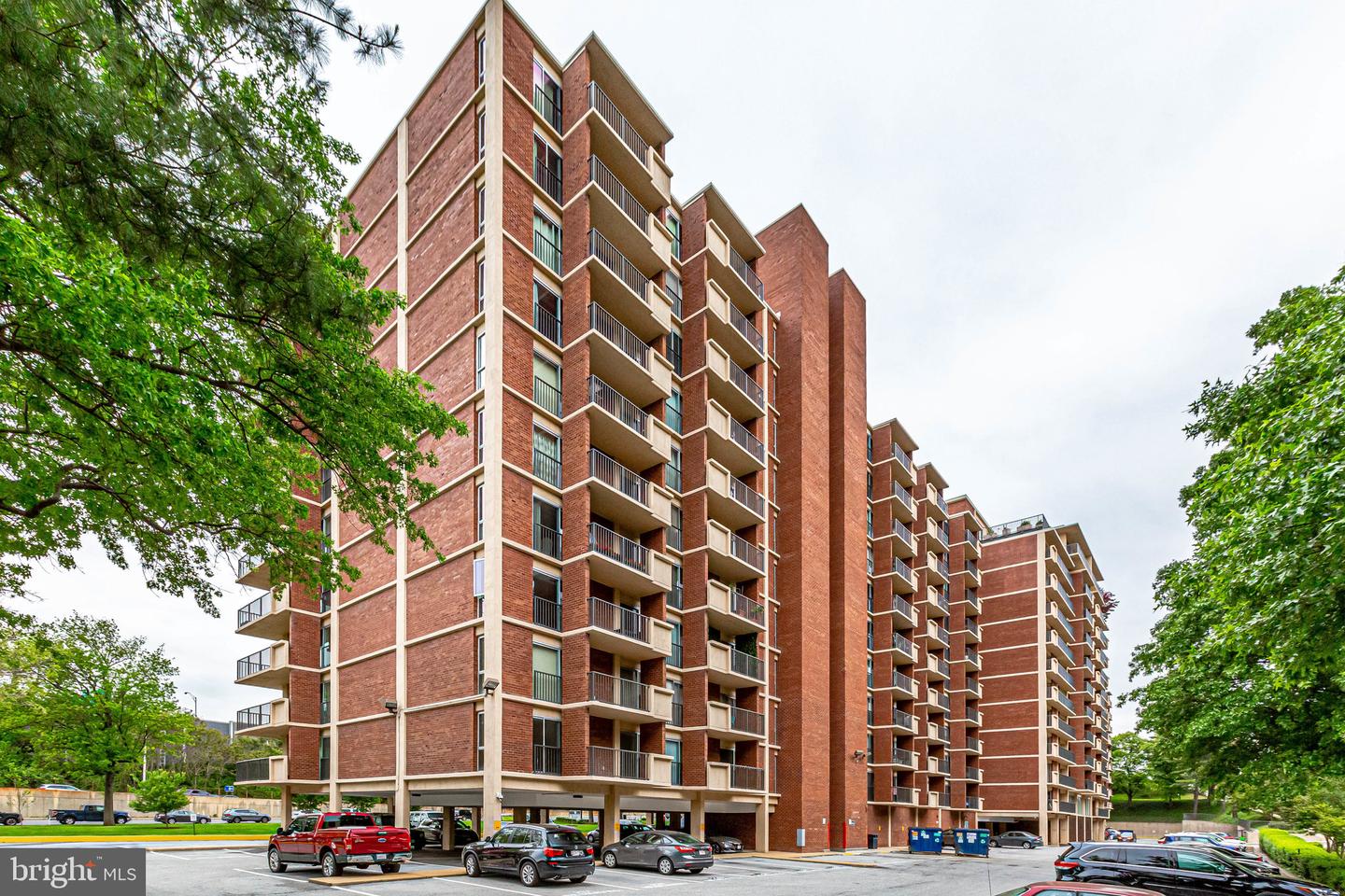 1300 ARMY NAVY DR #412, ARLINGTON, Virginia 22202, 1 Bedroom Bedrooms, ,1 BathroomBathrooms,Residential,For sale,1300 ARMY NAVY DR #412,VAAR2048148 MLS # VAAR2048148