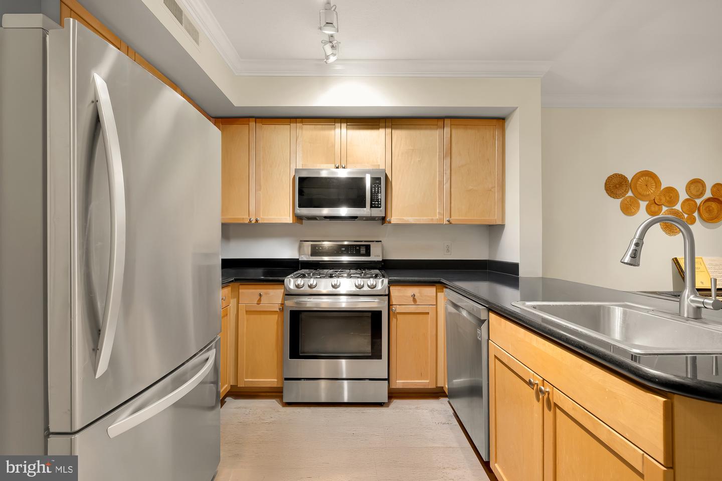 1441 RHODE ISLAND AVE NW #208, WASHINGTON, District Of Columbia 20005, 1 Bedroom Bedrooms, ,1 BathroomBathrooms,Residential,For sale,1441 RHODE ISLAND AVE NW #208,DCDC2159438 MLS # DCDC2159438