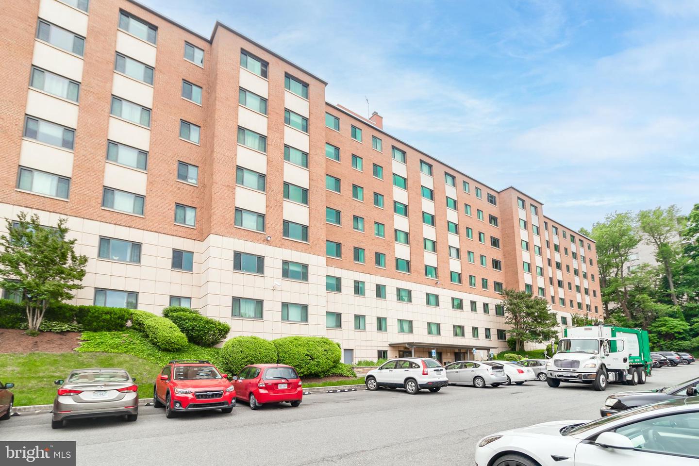 1300 S ARLINGTON RIDGE RD #203, ARLINGTON, Virginia 22202, 1 Bedroom Bedrooms, ,1 BathroomBathrooms,Residential,For sale,1300 S ARLINGTON RIDGE RD #203,VAAR2049178 MLS # VAAR2049178