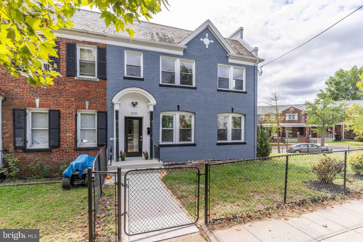 1333 BRYANT ST NE, WASHINGTON, District Of Columbia 20018, 3 Bedrooms Bedrooms, 8 Rooms Rooms,2 BathroomsBathrooms,Residential,For sale,1333 BRYANT ST NE,DCDC2161678 MLS # DCDC2161678