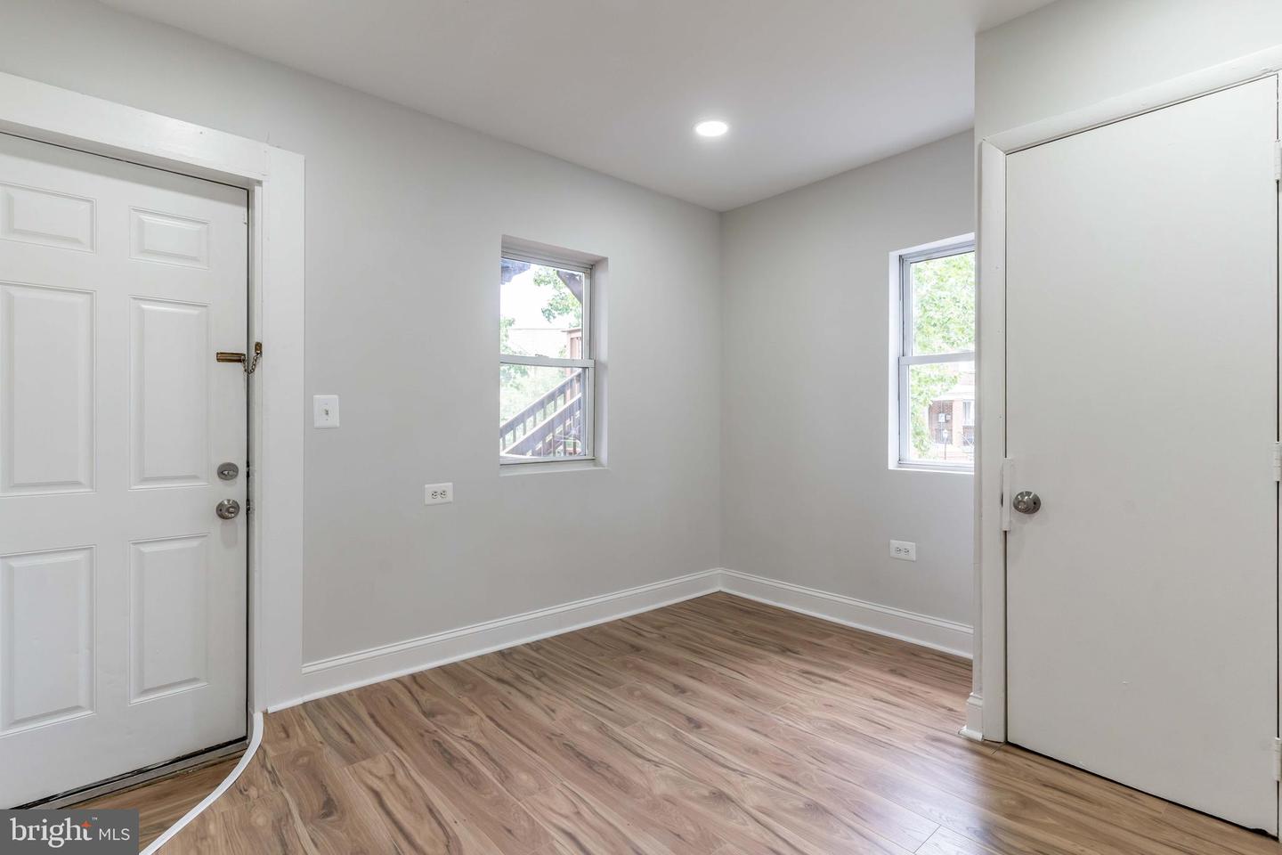 1333 BRYANT ST NE, WASHINGTON, District Of Columbia 20018, 3 Bedrooms Bedrooms, 8 Rooms Rooms,2 BathroomsBathrooms,Residential,For sale,1333 BRYANT ST NE,DCDC2161678 MLS # DCDC2161678