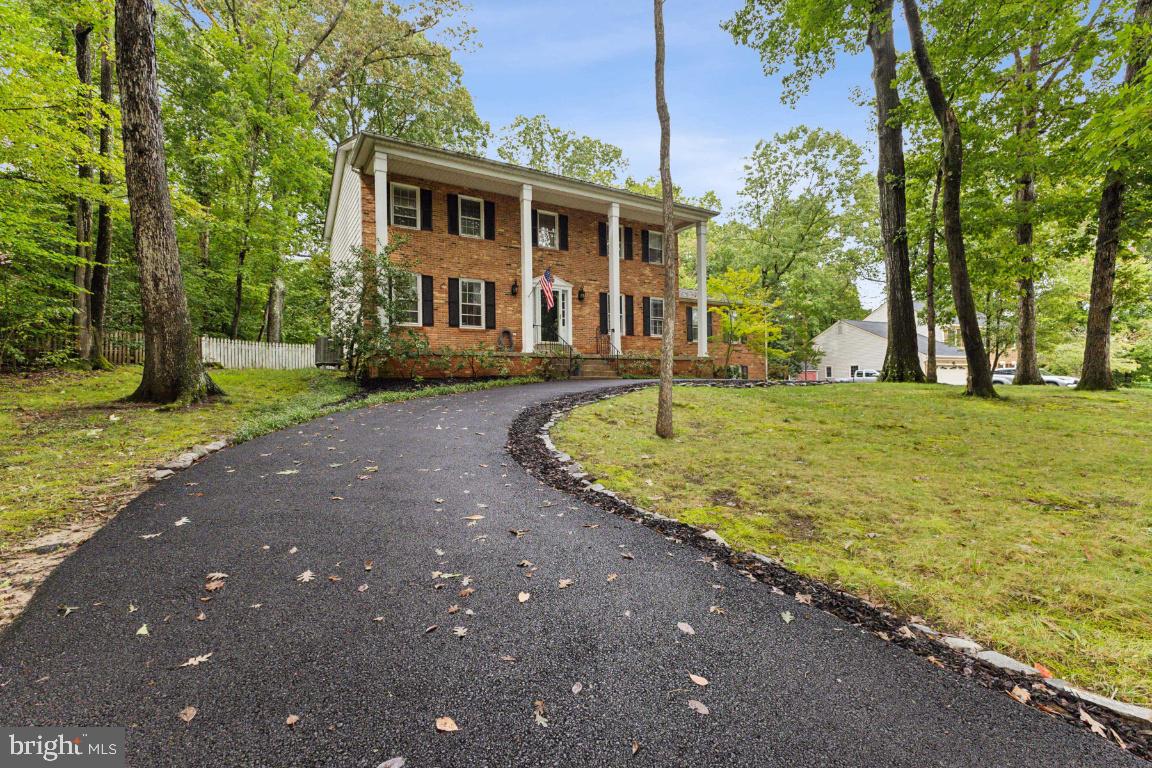 3146 LOOKOUT POINT CT, TRIANGLE, Virginia 22172, 5 Bedrooms Bedrooms, ,4 BathroomsBathrooms,Residential,For sale,3146 LOOKOUT POINT CT,VAPW2080512 MLS # VAPW2080512