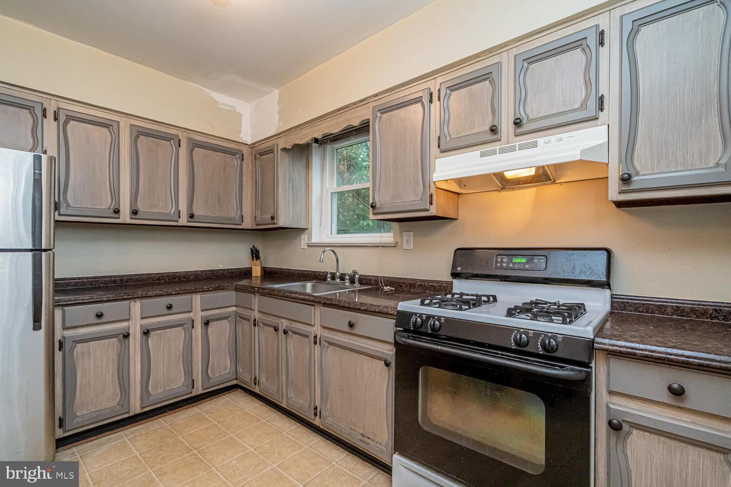 3920 DUKE ST, ALEXANDRIA, Virginia 22304, 3 Bedrooms Bedrooms, ,1 BathroomBathrooms,Residential,For sale,3920 DUKE ST,VAAX2035426 MLS # VAAX2035426