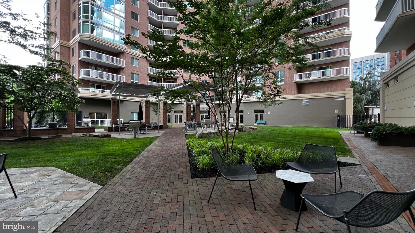 3101 N HAMPTON DR #814, ALEXANDRIA, Virginia 22302, 2 Bedrooms Bedrooms, ,2 BathroomsBathrooms,Residential,For sale,3101 N HAMPTON DR #814,VAAX2038368 MLS # VAAX2038368