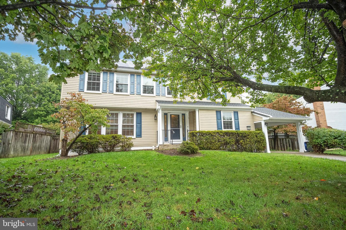 3289 BLUE HERON DR, FALLS CHURCH, Virginia 22042, 4 Bedrooms Bedrooms, ,2 BathroomsBathrooms,Residential,For sale,3289 BLUE HERON DR,VAFX2203702 MLS # VAFX2203702