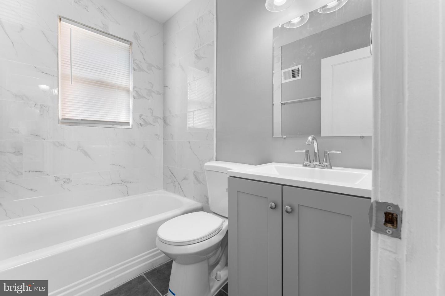 1811 T PL SE, WASHINGTON, District Of Columbia 20020, 3 Bedrooms Bedrooms, ,2 BathroomsBathrooms,Residential,For sale,1811 T PL SE,DCDC2151812 MLS # DCDC2151812