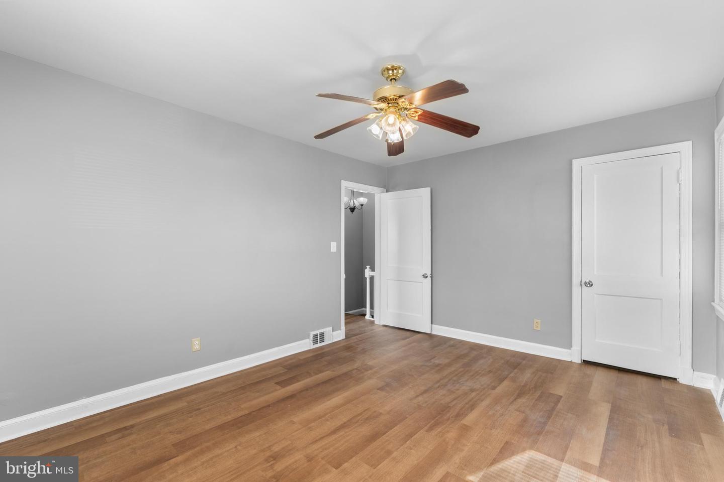1811 T PL SE, WASHINGTON, District Of Columbia 20020, 3 Bedrooms Bedrooms, ,2 BathroomsBathrooms,Residential,For sale,1811 T PL SE,DCDC2151812 MLS # DCDC2151812