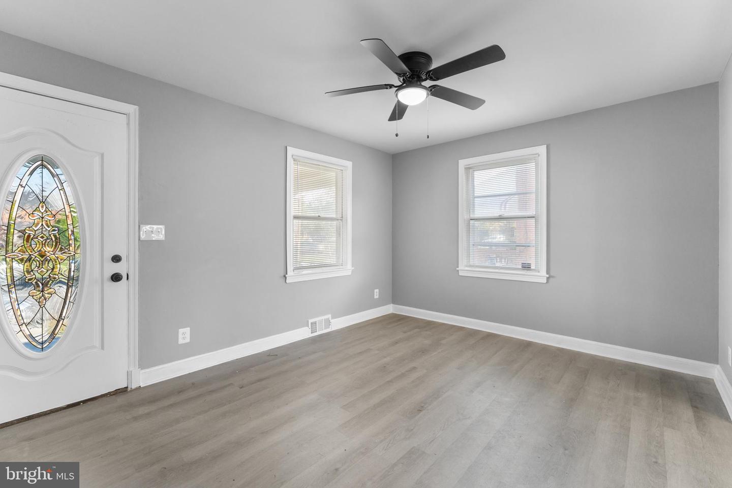 1811 T PL SE, WASHINGTON, District Of Columbia 20020, 3 Bedrooms Bedrooms, ,2 BathroomsBathrooms,Residential,For sale,1811 T PL SE,DCDC2151812 MLS # DCDC2151812