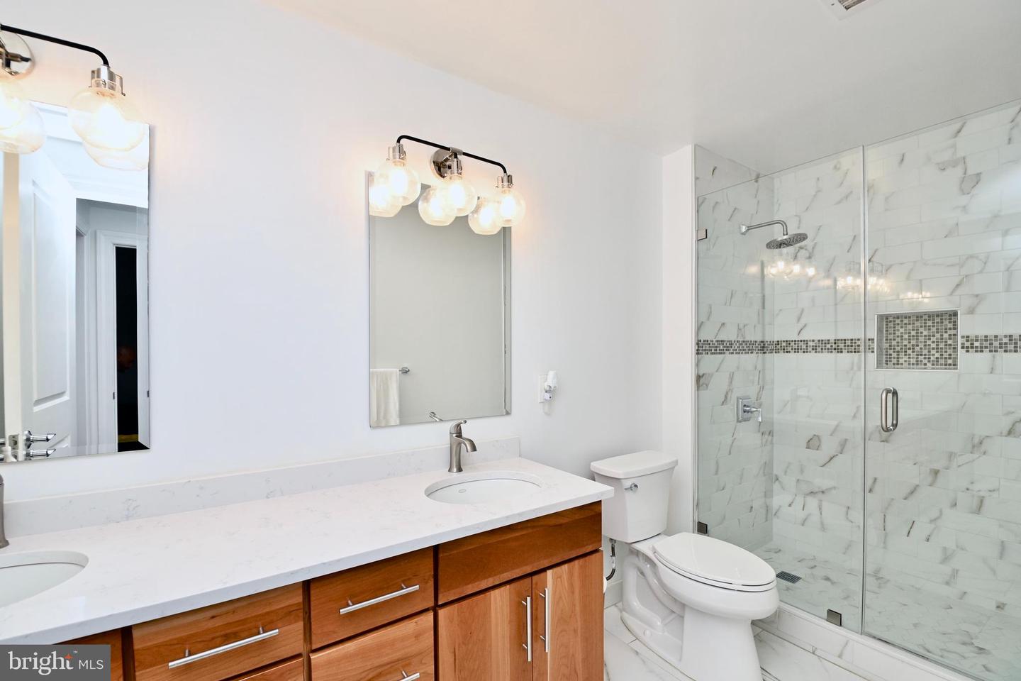 2050 JAMIESON AVE #1113, ALEXANDRIA, Virginia 22314, 2 Bedrooms Bedrooms, ,2 BathroomsBathrooms,Residential,For sale,2050 JAMIESON AVE #1113,VAAX2036498 MLS # VAAX2036498