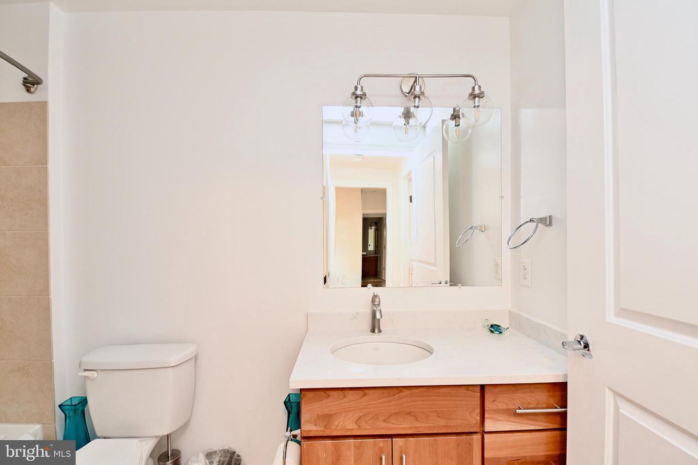 2050 JAMIESON AVE #1113, ALEXANDRIA, Virginia 22314, 2 Bedrooms Bedrooms, ,2 BathroomsBathrooms,Residential,For sale,2050 JAMIESON AVE #1113,VAAX2036498 MLS # VAAX2036498