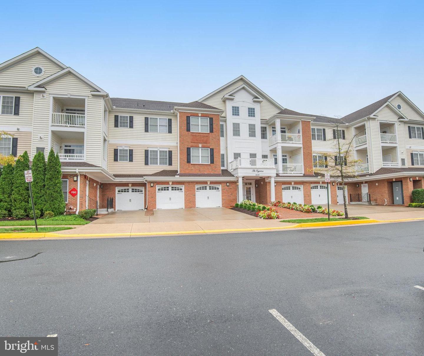 15110 HEATHER MILL LN #204, HAYMARKET, Virginia 20169, 2 Bedrooms Bedrooms, 6 Rooms Rooms,2 BathroomsBathrooms,Residential,For sale,15110 HEATHER MILL LN #204,VAPW2080518 MLS # VAPW2080518