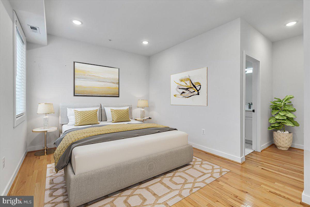 1416 22ND ST SE #9, WASHINGTON, District Of Columbia 20020, 2 Bedrooms Bedrooms, ,2 BathroomsBathrooms,Residential,For sale,1416 22ND ST SE #9,DCDC2161744 MLS # DCDC2161744