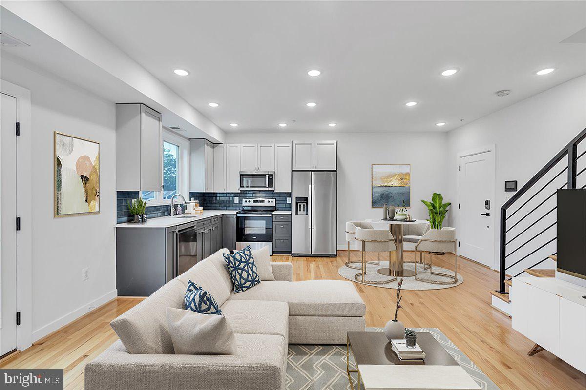 1416 22ND ST SE #9, WASHINGTON, District Of Columbia 20020, 2 Bedrooms Bedrooms, ,2 BathroomsBathrooms,Residential,For sale,1416 22ND ST SE #9,DCDC2161744 MLS # DCDC2161744