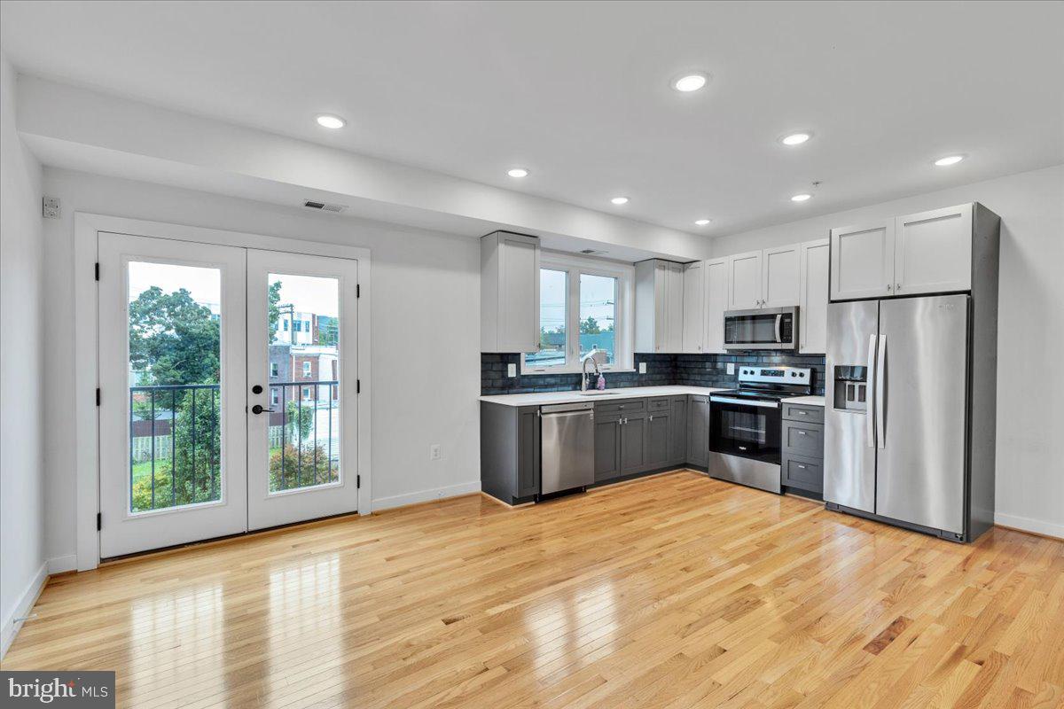 1416 22ND ST SE #9, WASHINGTON, District Of Columbia 20020, 2 Bedrooms Bedrooms, ,2 BathroomsBathrooms,Residential,For sale,1416 22ND ST SE #9,DCDC2161744 MLS # DCDC2161744