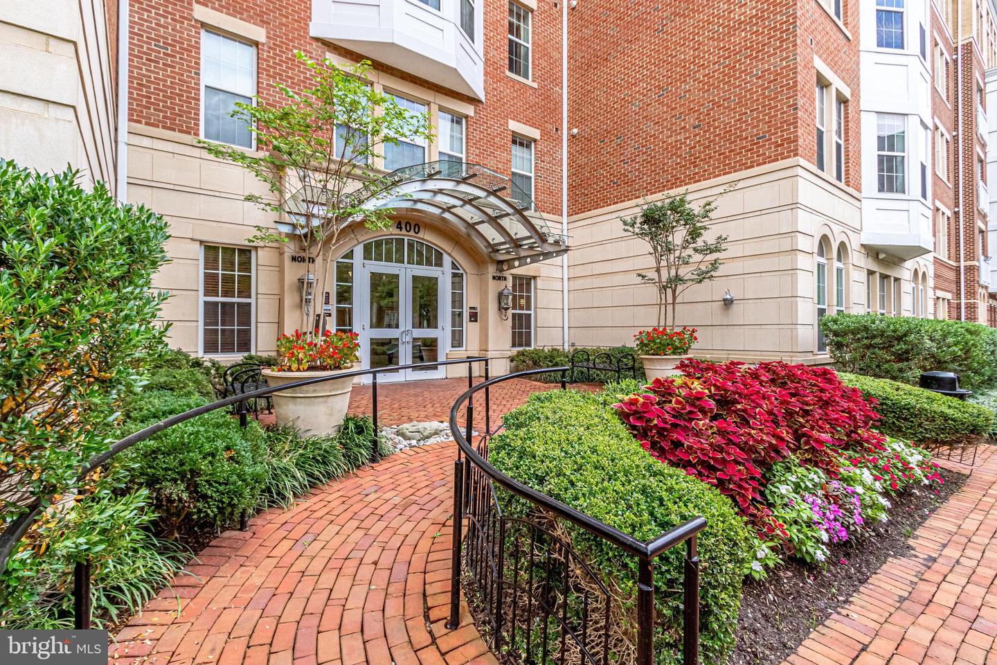 400 CAMERON STATION BLVD #111, ALEXANDRIA, Virginia 22304, 1 Bedroom Bedrooms, ,1 BathroomBathrooms,Residential,For sale,400 CAMERON STATION BLVD #111,VAAX2038434 MLS # VAAX2038434