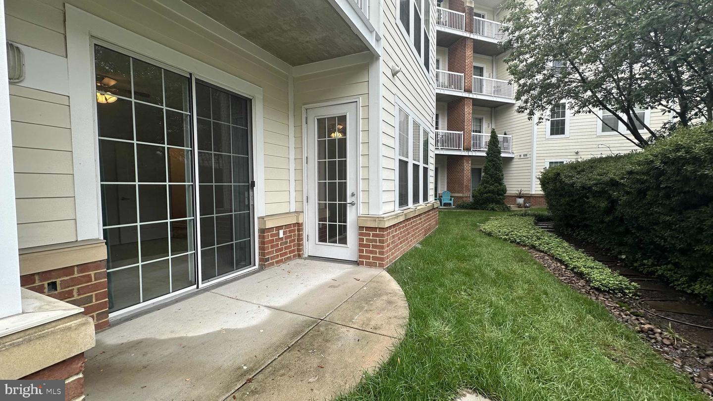 400 CAMERON STATION BLVD #111, ALEXANDRIA, Virginia 22304, 1 Bedroom Bedrooms, ,1 BathroomBathrooms,Residential,For sale,400 CAMERON STATION BLVD #111,VAAX2038434 MLS # VAAX2038434