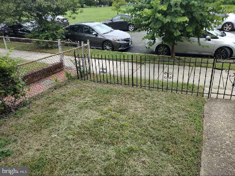 302 41ST ST NE, WASHINGTON, District Of Columbia 20019, 2 Bedrooms Bedrooms, ,1 BathroomBathrooms,Residential,For sale,302 41ST ST NE,DCDC2158120 MLS # DCDC2158120