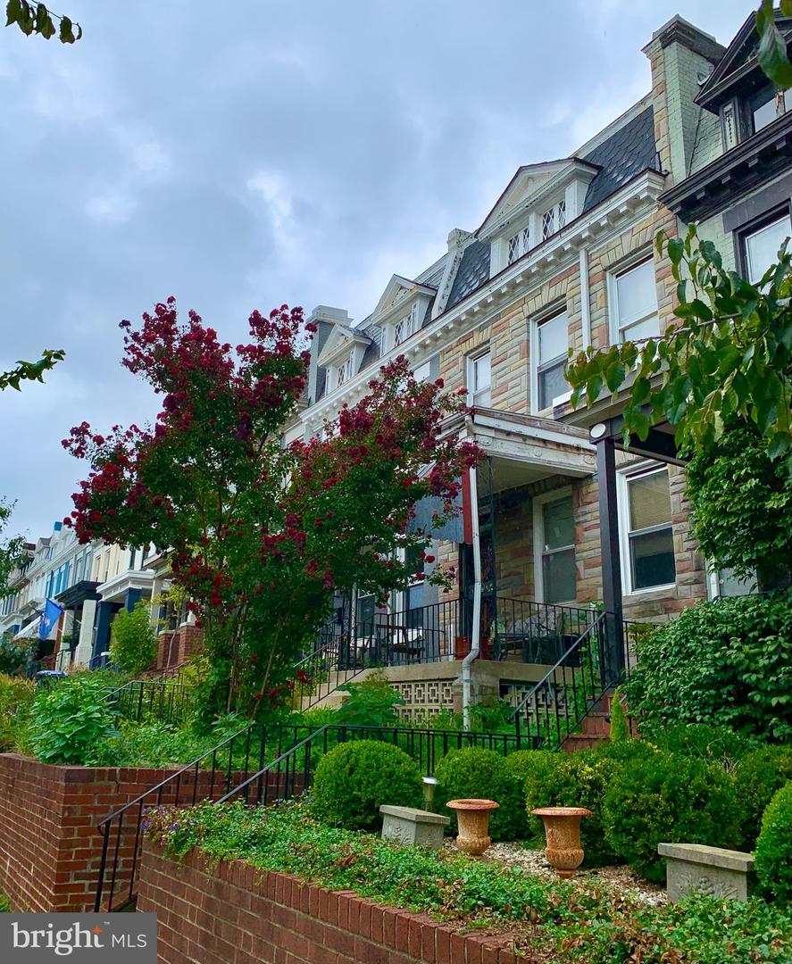 170 U ST NE, WASHINGTON, District Of Columbia 20002, 3 Bedrooms Bedrooms, ,1 BathroomBathrooms,Residential,For sale,170 U ST NE,DCDC2158890 MLS # DCDC2158890