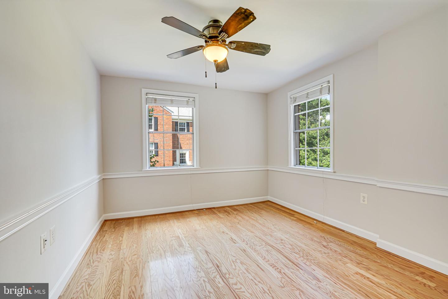 6612 BOULEVARD VW #B2, ALEXANDRIA, Virginia 22307, 2 Bedrooms Bedrooms, ,1 BathroomBathrooms,Residential,For sale,6612 BOULEVARD VW #B2,VAFX2203628 MLS # VAFX2203628