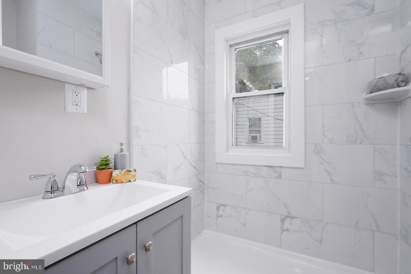 4630 HAYES ST NE, WASHINGTON, District Of Columbia 20019, 2 Bedrooms Bedrooms, ,1 BathroomBathrooms,Residential,For sale,4630 HAYES ST NE,DCDC2155392 MLS # DCDC2155392