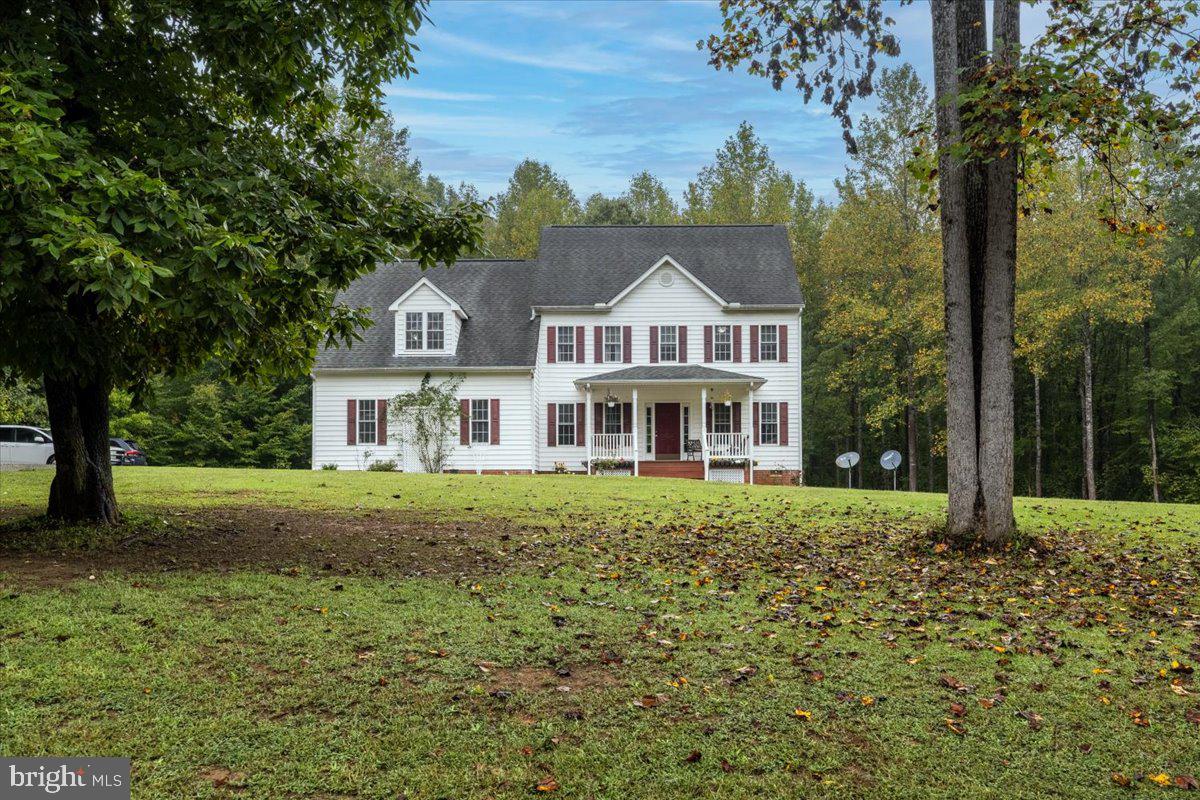 1262 ROBERTSON TOWN RD, BUMPASS, Virginia 23024, 6 Bedrooms Bedrooms, 8 Rooms Rooms,3 BathroomsBathrooms,Residential,For sale,1262 ROBERTSON TOWN RD,VALA2006566 MLS # VALA2006566