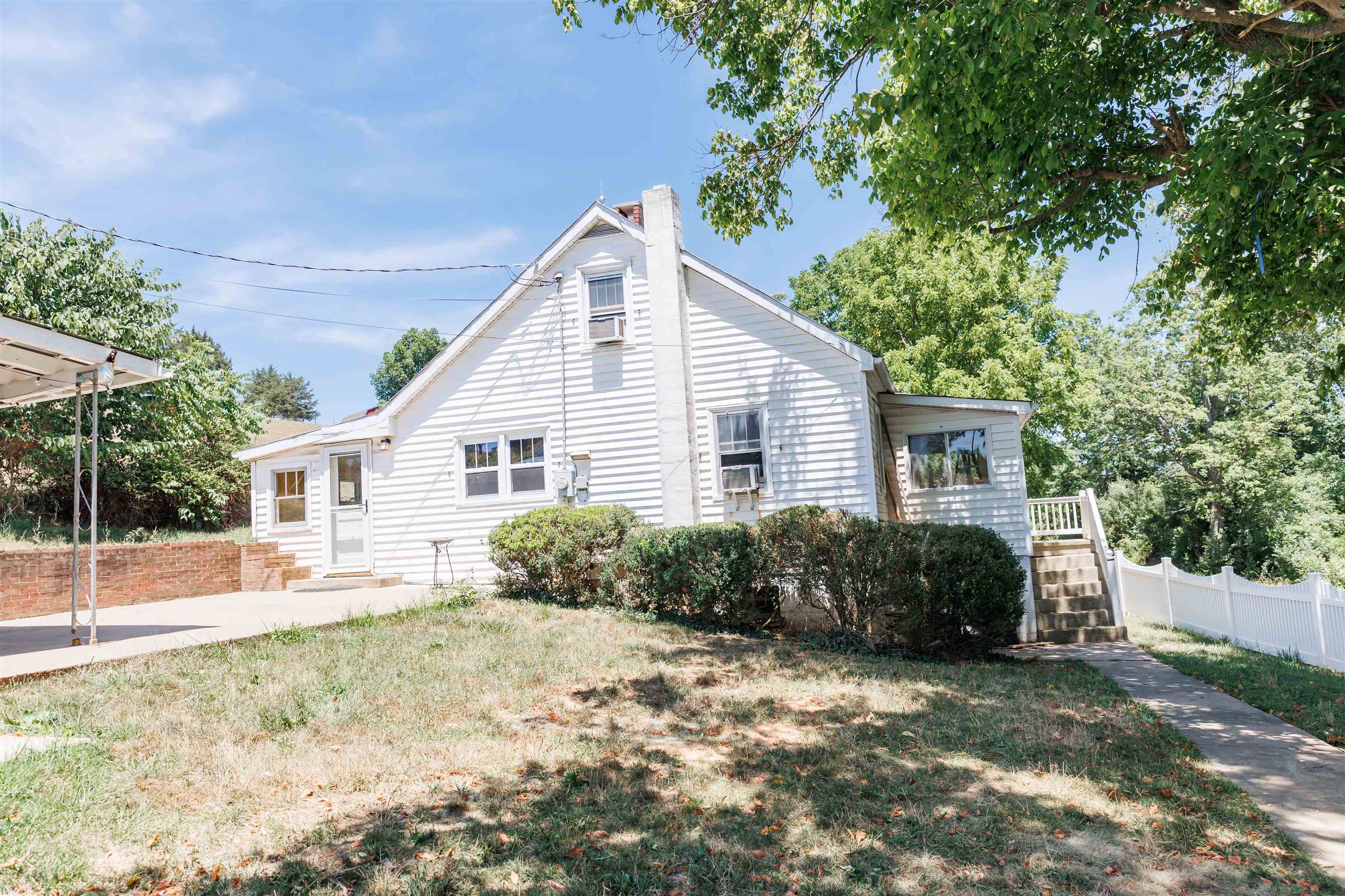 334 POPLAR HILL RD, LEXINGTON, Virginia 24450, 3 Bedrooms Bedrooms, ,1 BathroomBathrooms,Residential,334 POPLAR HILL RD,657335 MLS # 657335