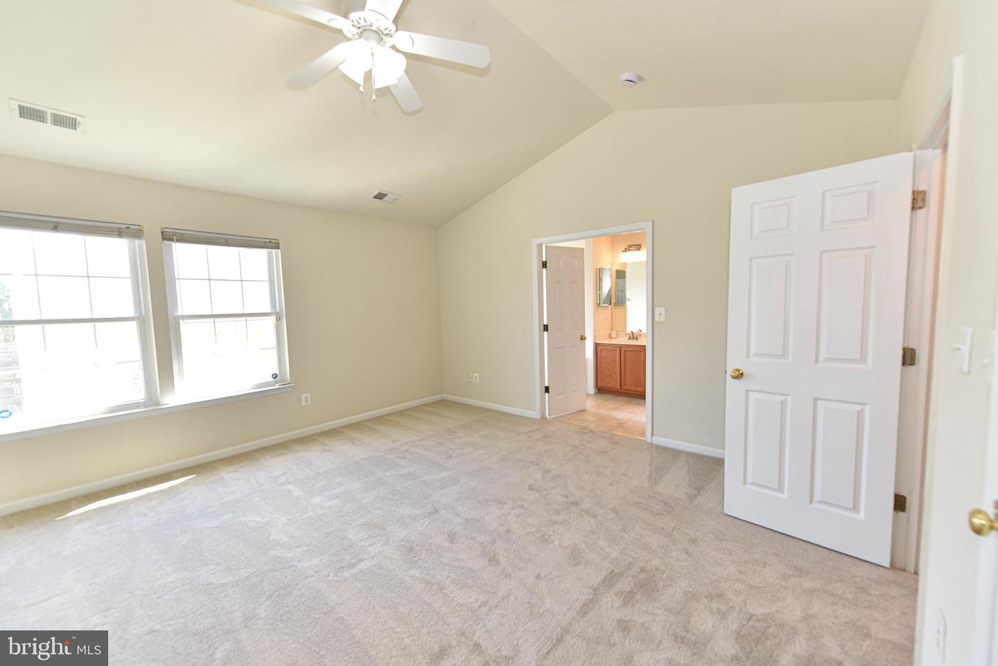 11838 MEDWAY CHURCH LOOP, MANASSAS, Virginia 20109, 3 Bedrooms Bedrooms, ,3 BathroomsBathrooms,Residential,For sale,11838 MEDWAY CHURCH LOOP,VAPW2080228 MLS # VAPW2080228