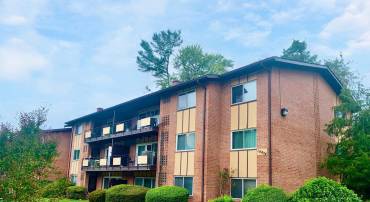 10026 FAIR WOODS DR #231, FAIRFAX, Virginia 22030, 2 Bedrooms Bedrooms, ,1 BathroomBathrooms,Residential,For sale,10026 FAIR WOODS DR #231,VAFC2005184 MLS # VAFC2005184