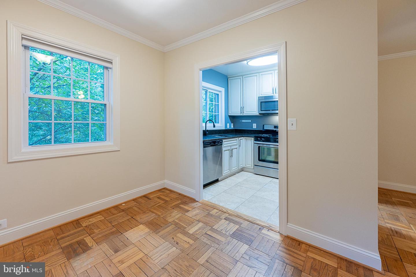 3726 HOLMES LN #508, ALEXANDRIA, Virginia 22302, 1 Bedroom Bedrooms, ,1 BathroomBathrooms,Residential,For sale,3726 HOLMES LN #508,VAAX2038482 MLS # VAAX2038482