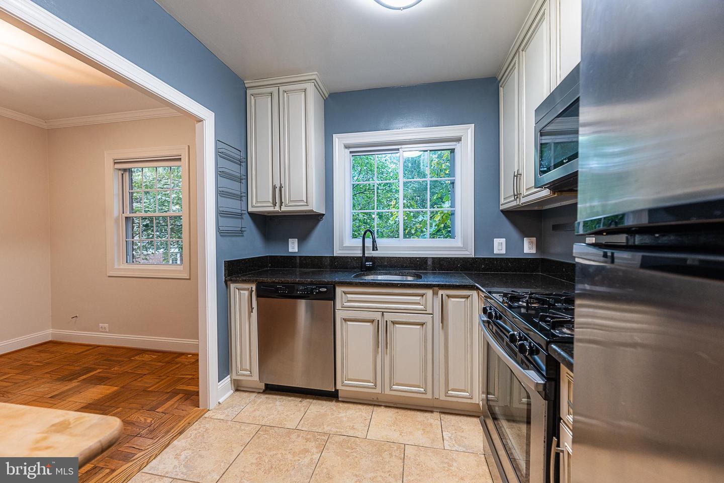 3726 HOLMES LN #508, ALEXANDRIA, Virginia 22302, 1 Bedroom Bedrooms, ,1 BathroomBathrooms,Residential,For sale,3726 HOLMES LN #508,VAAX2038482 MLS # VAAX2038482