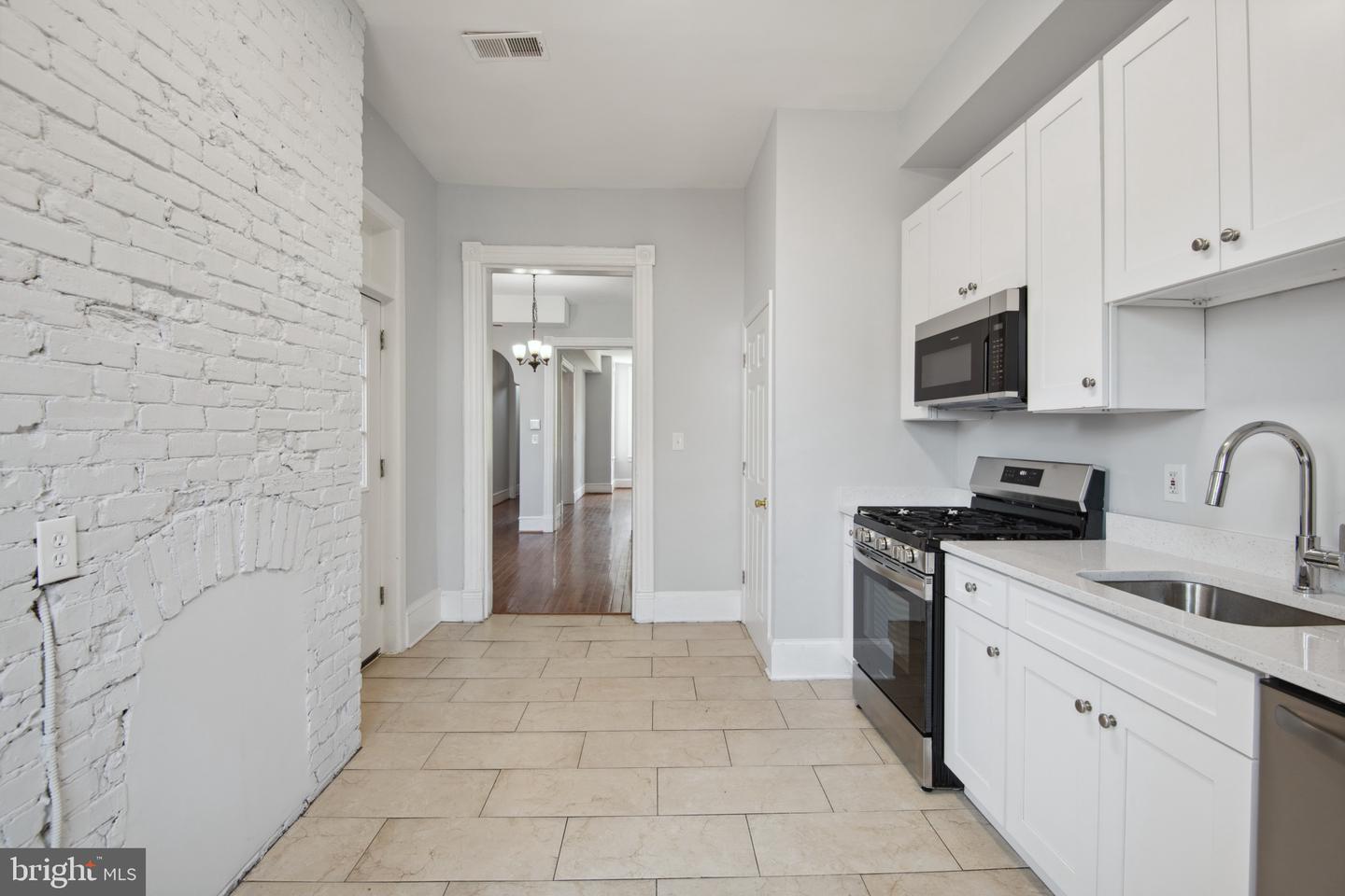 41 S ST NW, WASHINGTON, District Of Columbia 20001, 4 Bedrooms Bedrooms, ,2 BathroomsBathrooms,Residential,For sale,41 S ST NW,DCDC2135982 MLS # DCDC2135982