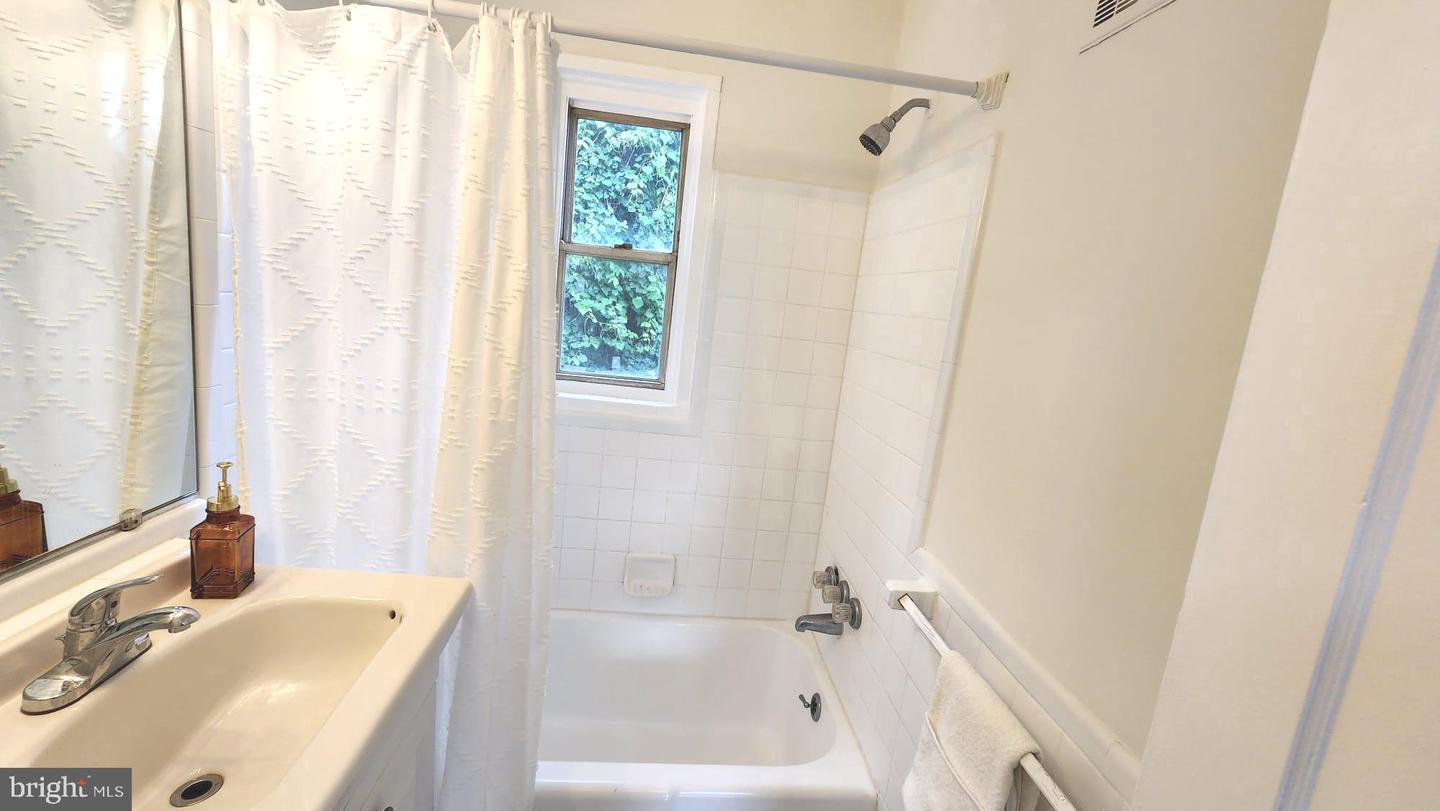 1901 SAVANNAH PL SE, WASHINGTON, District Of Columbia 20020, 3 Bedrooms Bedrooms, ,2 BathroomsBathrooms,Residential,For sale,1901 SAVANNAH PL SE,DCDC2145658 MLS # DCDC2145658