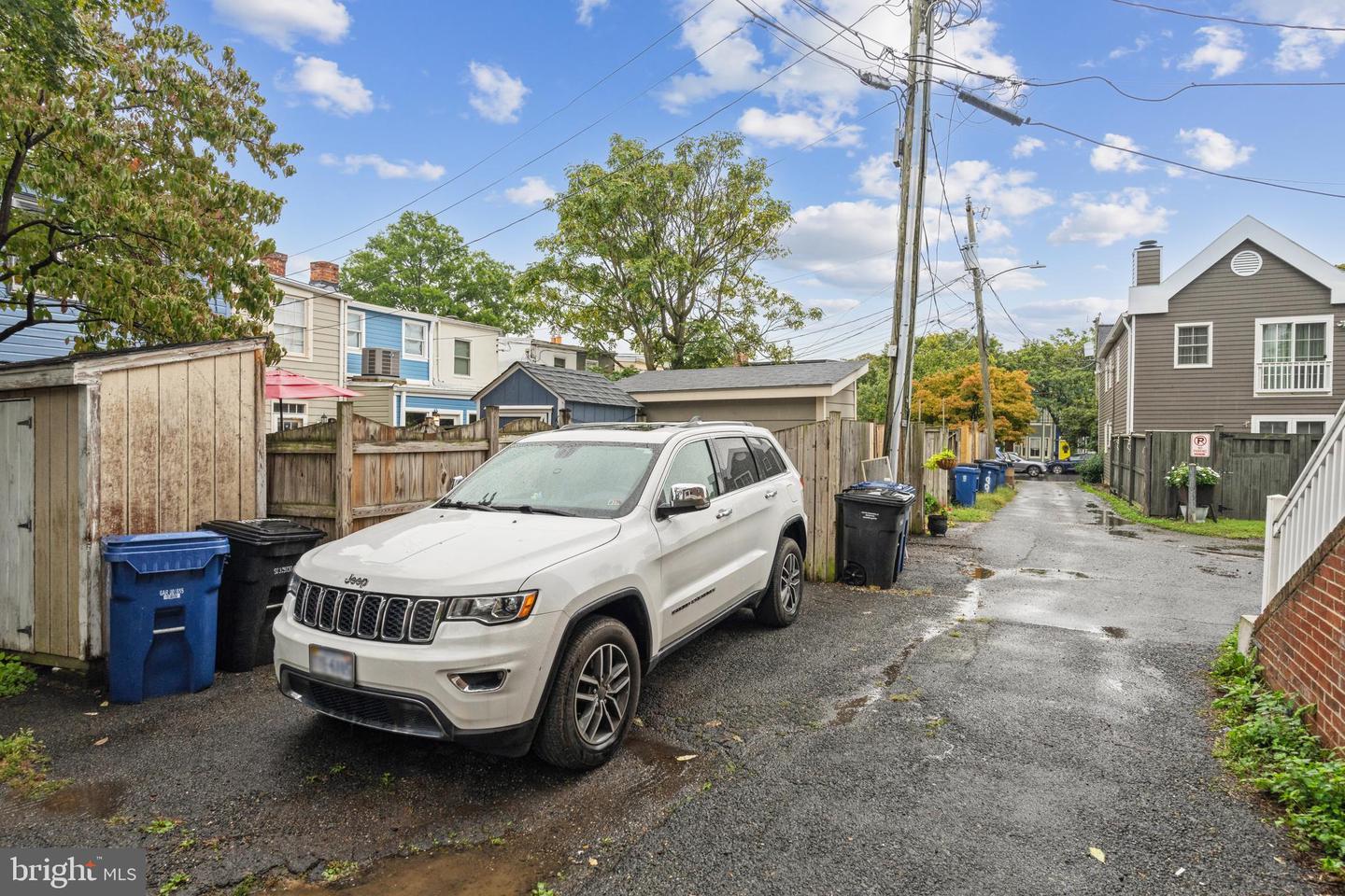 914 PENDLETON ST, ALEXANDRIA, Virginia 22314, 2 Bedrooms Bedrooms, ,2 BathroomsBathrooms,Residential,For sale,914 PENDLETON ST,VAAX2038346 MLS # VAAX2038346