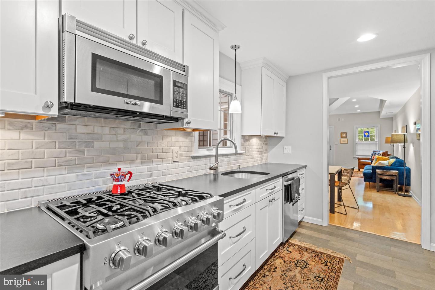 511 N PATRICK ST, ALEXANDRIA, Virginia 22314, 2 Bedrooms Bedrooms, ,1 BathroomBathrooms,Residential,For sale,511 N PATRICK ST,VAAX2038498 MLS # VAAX2038498