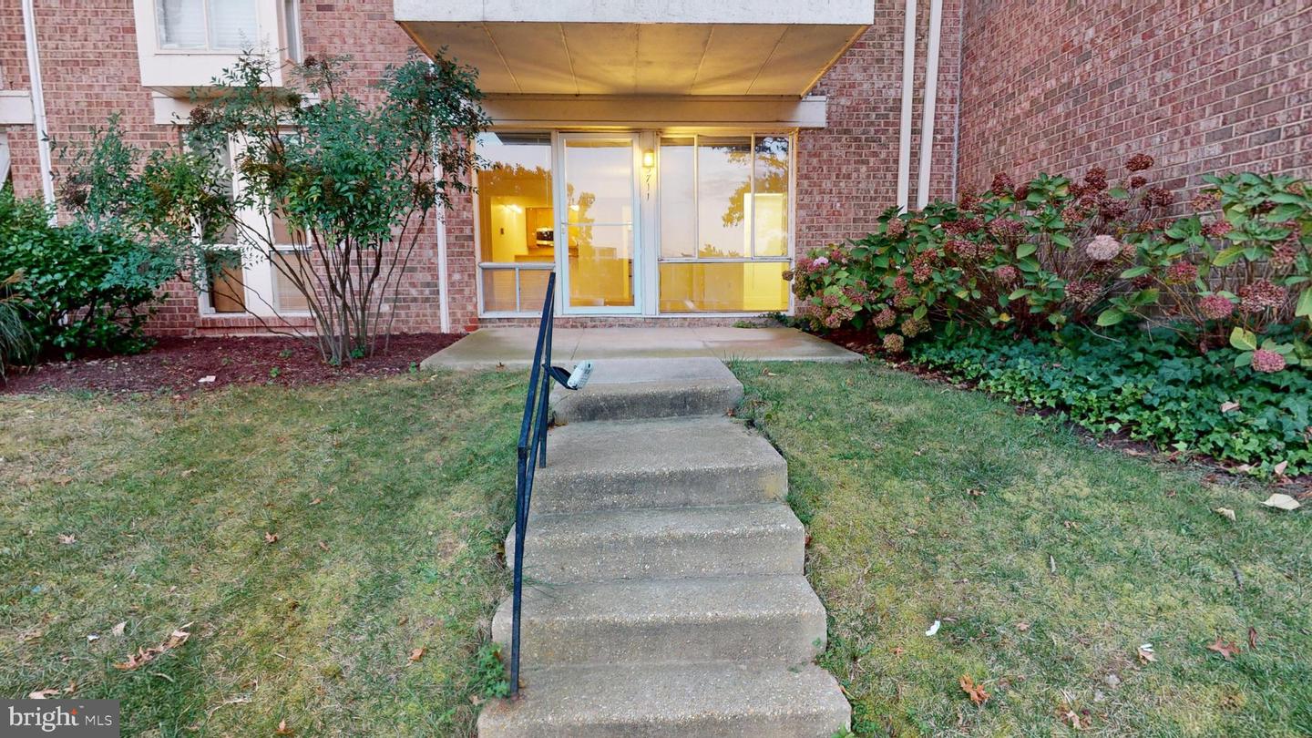 5711 INDIAN DR #189, ALEXANDRIA, Virginia 22303, 1 Bedroom Bedrooms, ,1 BathroomBathrooms,Residential,For sale,5711 INDIAN DR #189,VAFX2204446 MLS # VAFX2204446